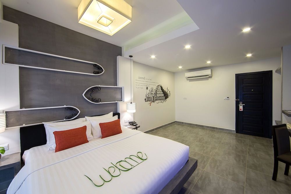 undefined Central Suite Residence 6