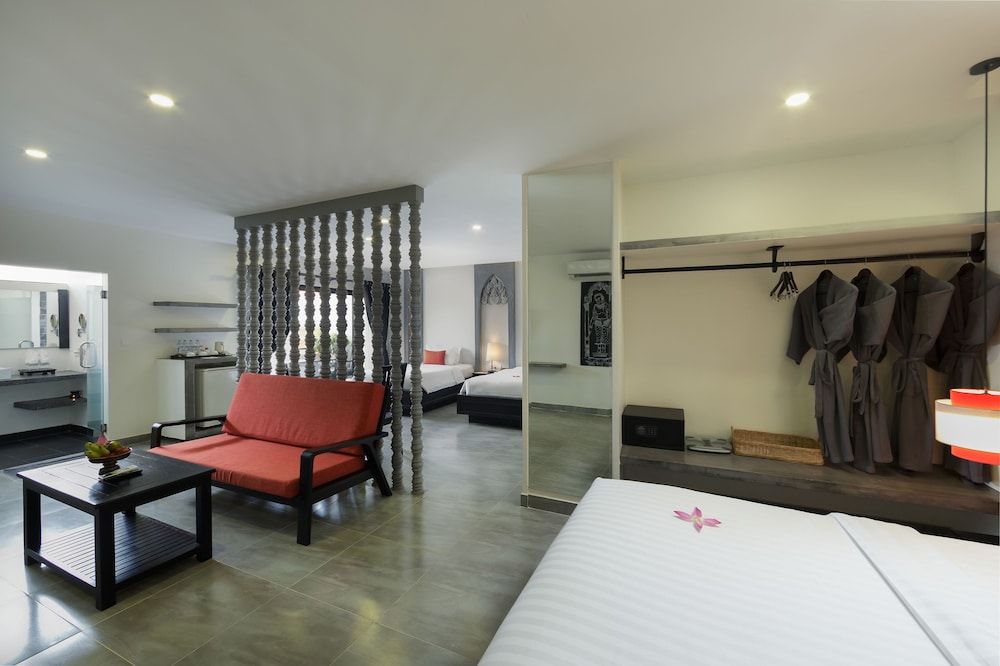 undefined Central Suite Residence 3