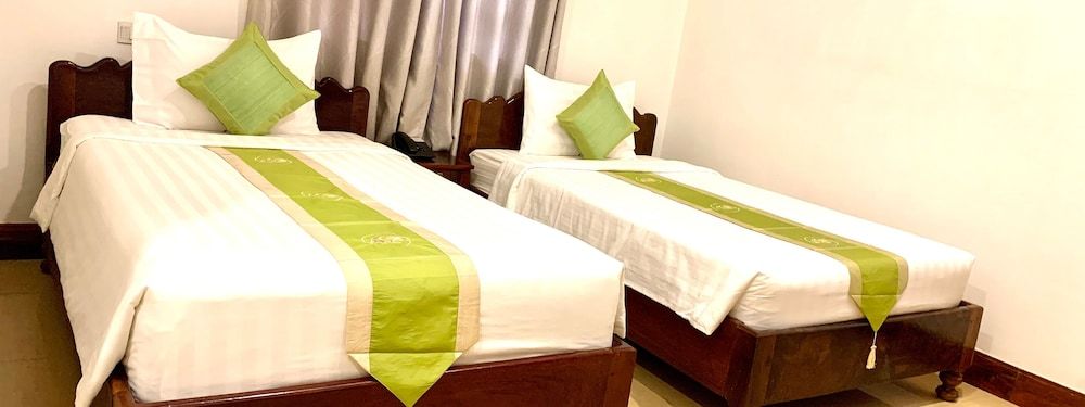 The One by Nika Standard Twin Room 3