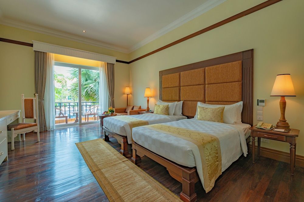 Deluxe Twin Room Pool View