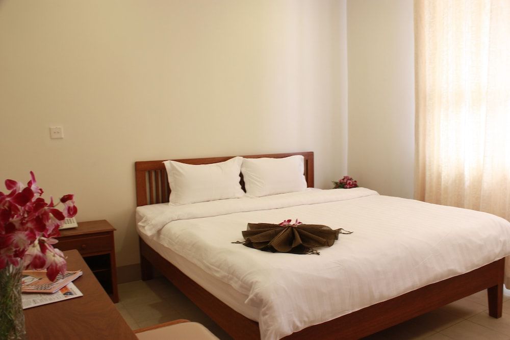 Lux Riverside Hotel & Apartment