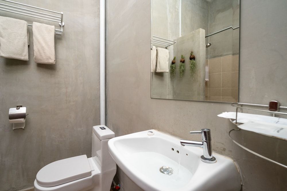 Onederz Hostel Siem Reap Standard Twin Room, 2 Twin Beds, Non Smoking, City View 3