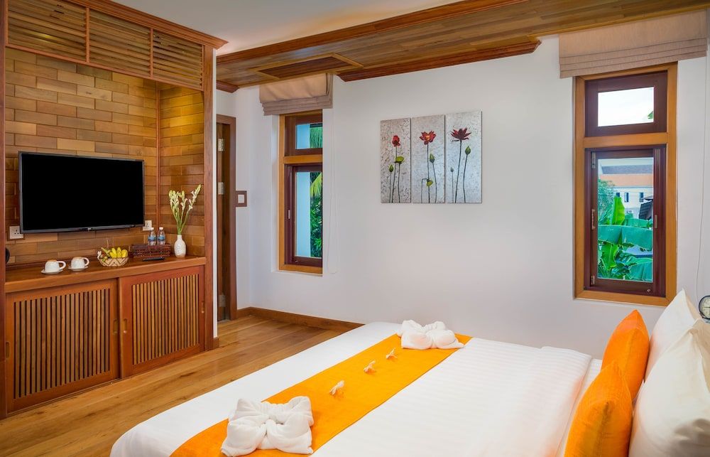 Khmer House Resort Superior Double -Khmer style 5