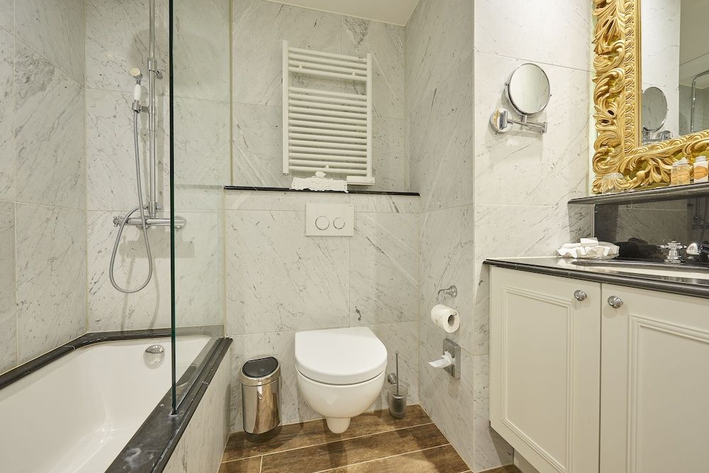 Relais & Chateaux Hotel Heritage Classic Double Room 10