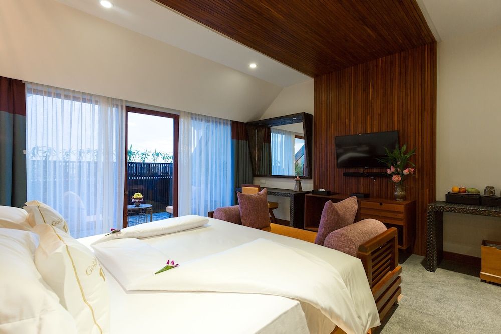 Golden Temple Boutique Deluxe Suite, Balcony, City View 3