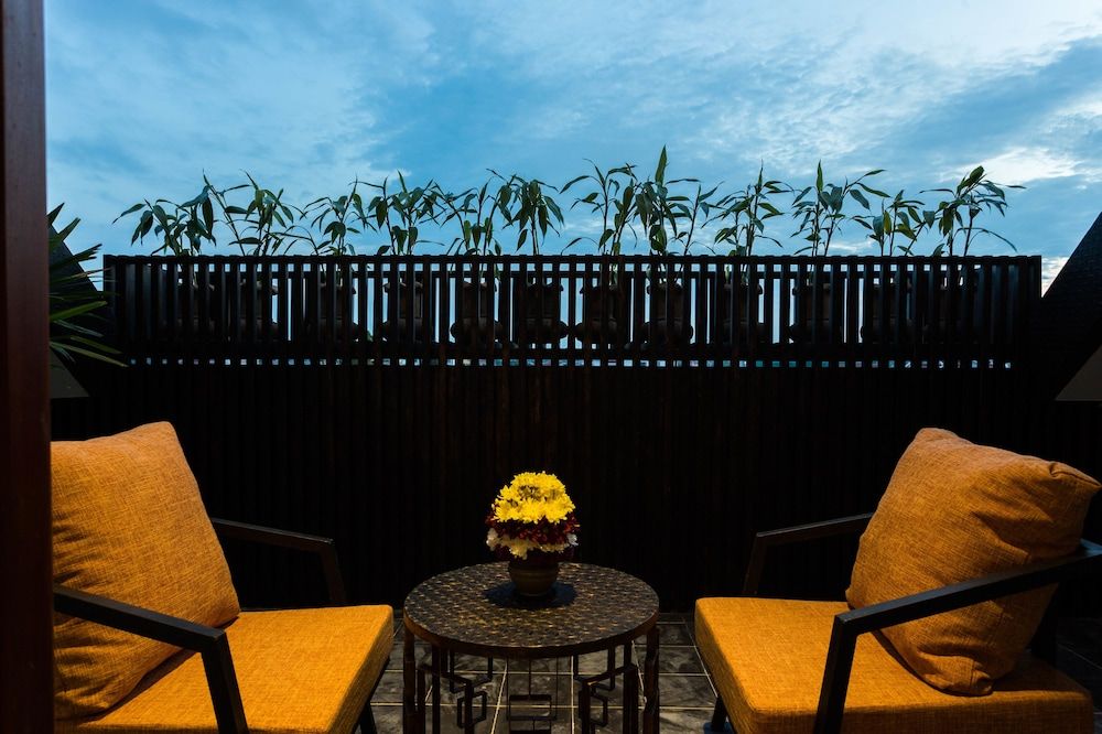 Golden Temple Boutique Deluxe Suite, Balcony, City View 7