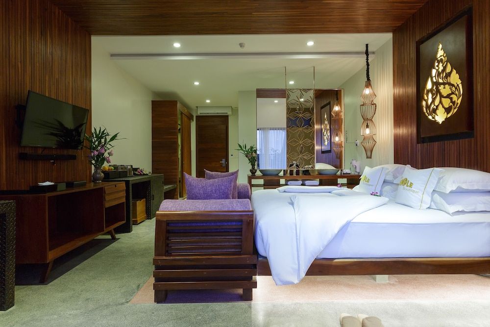 Golden Temple Boutique Deluxe Suite, Balcony, City View 6