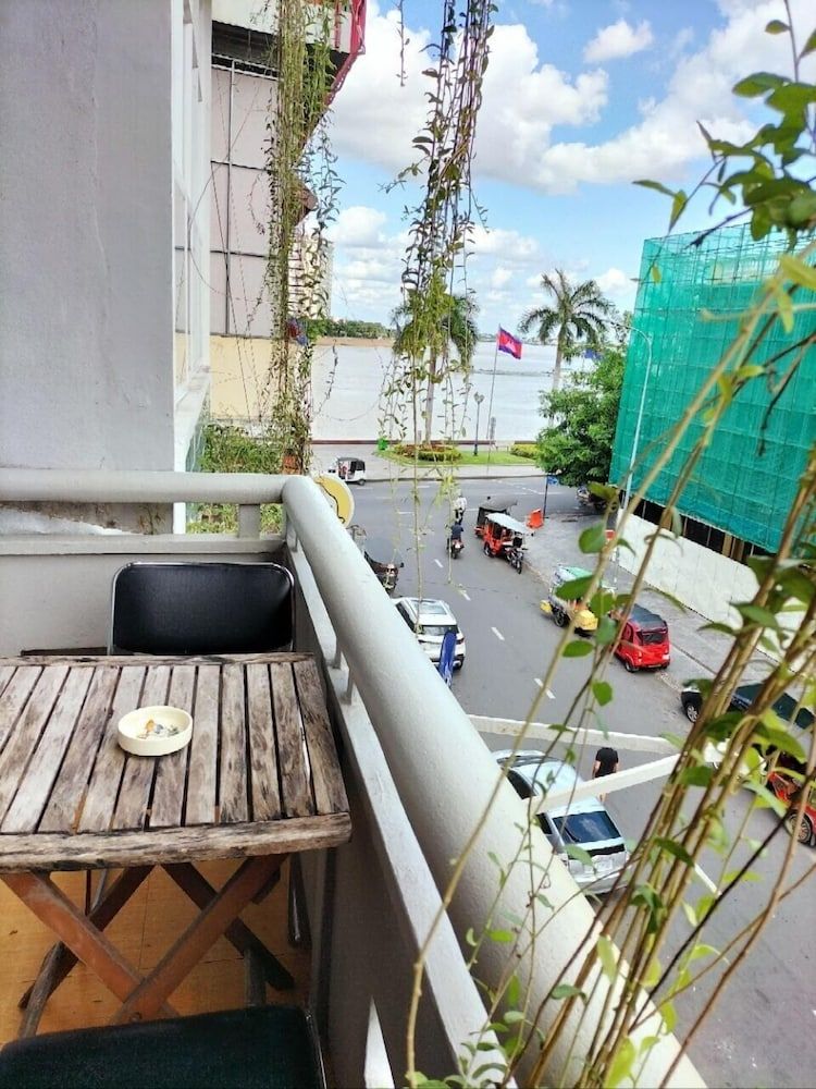 undefined Sovanphum Guesthouse 2