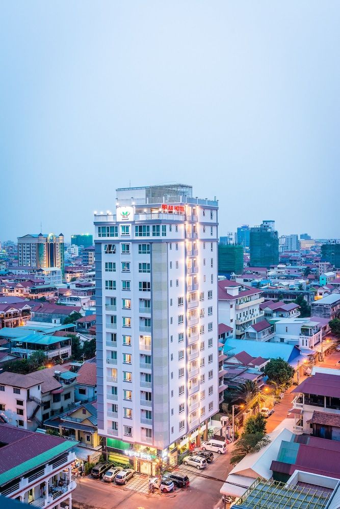 undefined Relax Hotel 6