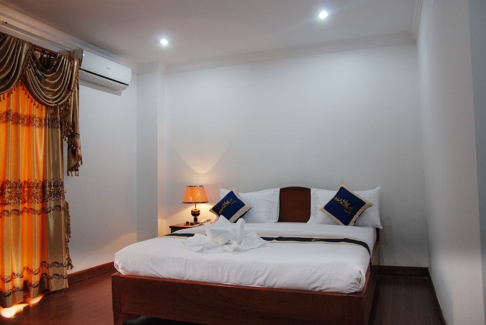 Emerald BB Battambang Hotel Superior Double Room 4