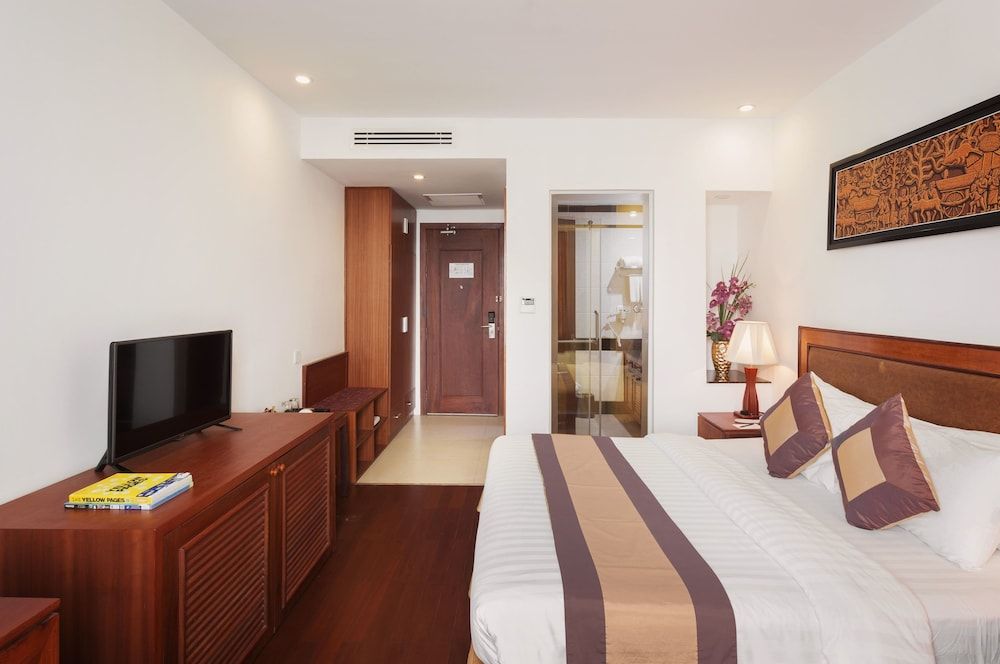 Phnom Penh Katari Hotel Superior Double Room, City View 3