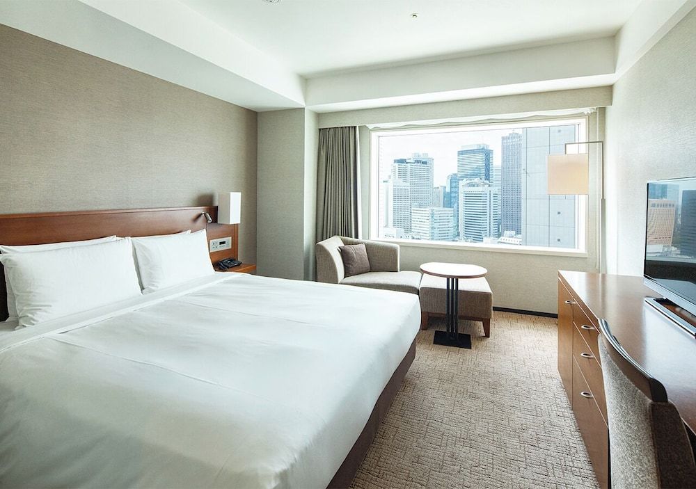 Southerntower King Non-Smoking, 1 King Bed