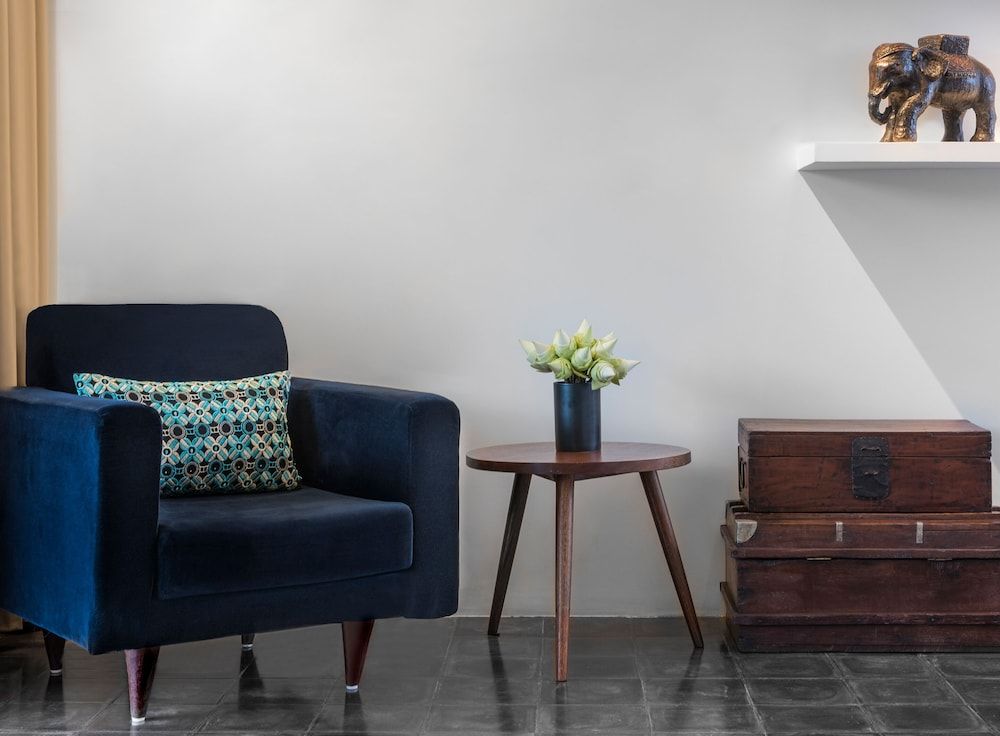 undefined Viroth's Hotel 4