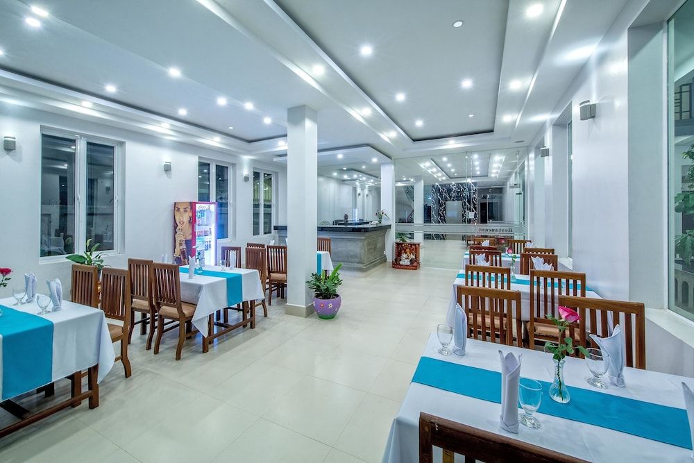 undefined Golden Citadel Hotel 9