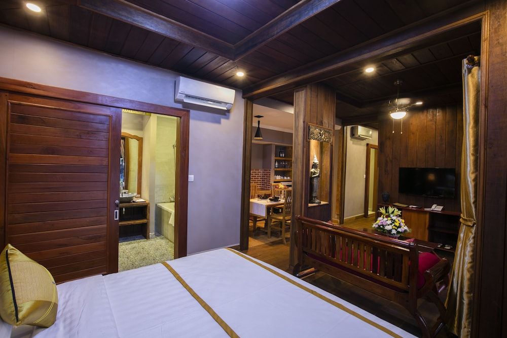 Image d' Angkor Boutique Villa Khmer Villa Private Pool, 4 bedrooms 23
