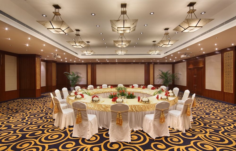 undefined Shanghai Hotel 3