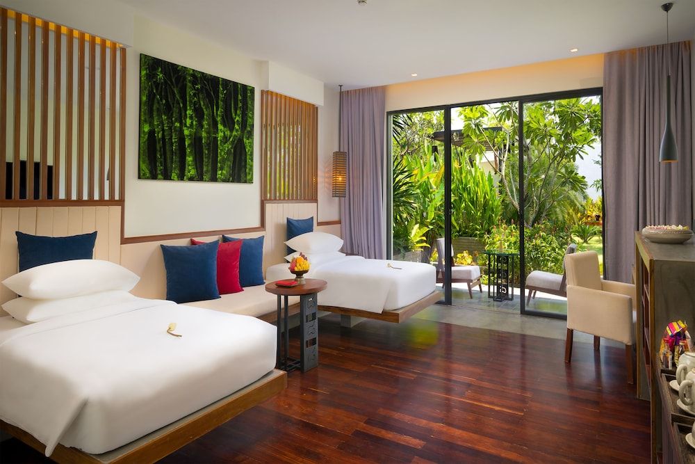 Metta Residence & Spa Junior Suite Twin Pool View 3