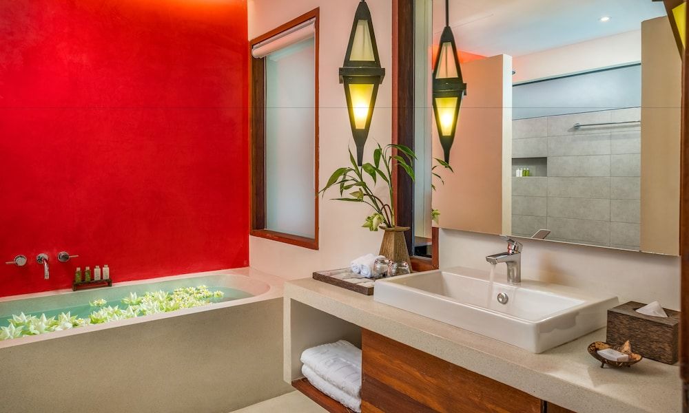 Metta Residence & Spa Premier Deluxe Pool View 3