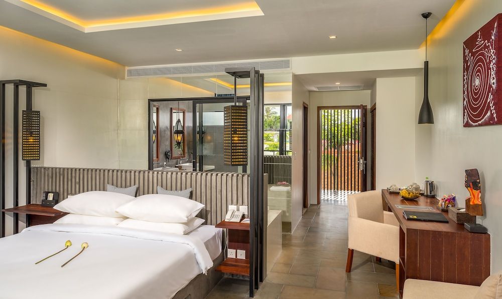 Metta Residence & Spa Premier Deluxe Pool View