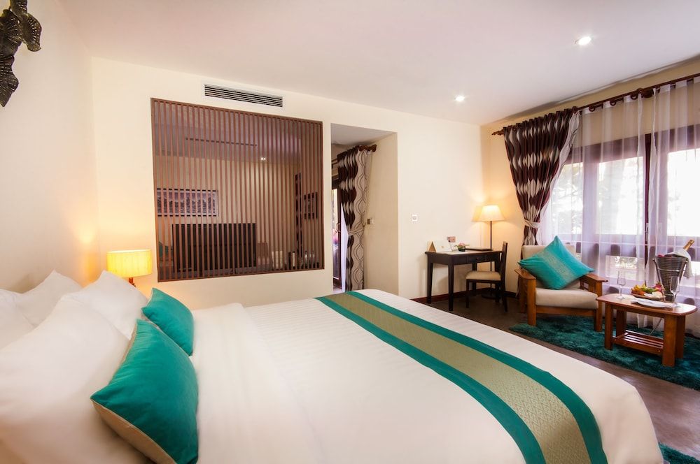 The Privilege Boutique Cabana Spa Suite - B&B 2