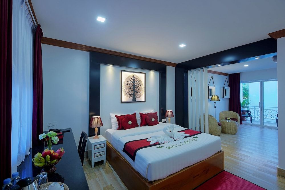 undefined Marvel Holiday Boutique Villa