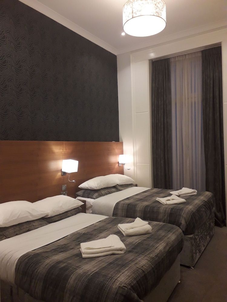 Quadruple Room, Ensuite