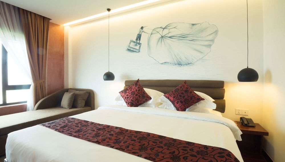 undefined Almond Hotel Bassac River 10
