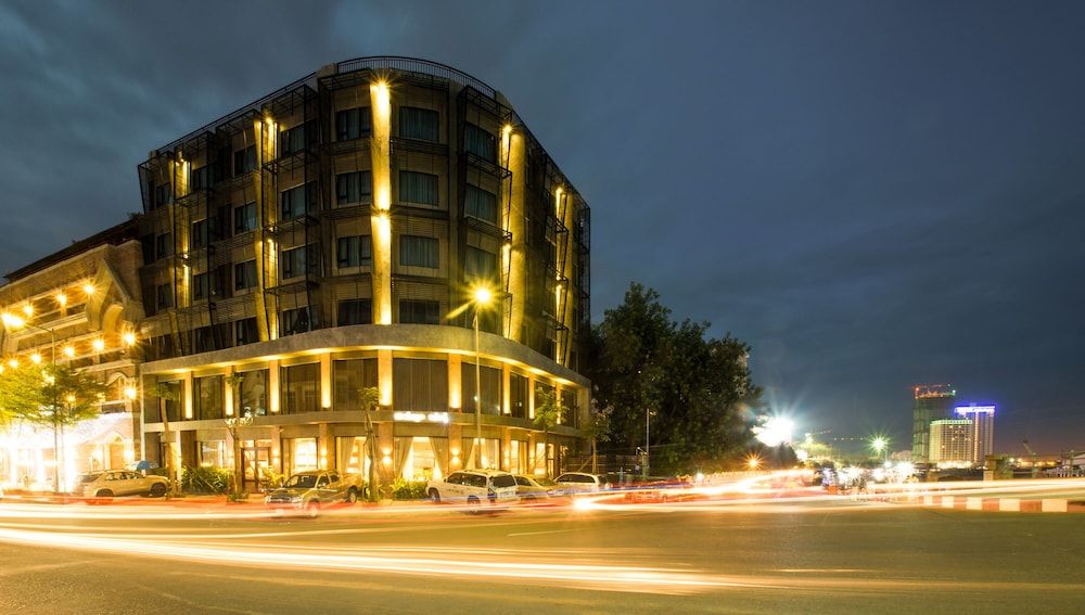 undefined Almond Hotel Bassac River 6