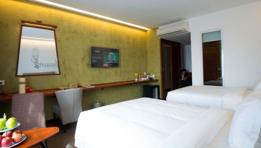 undefined Almond Hotel Bassac River 5
