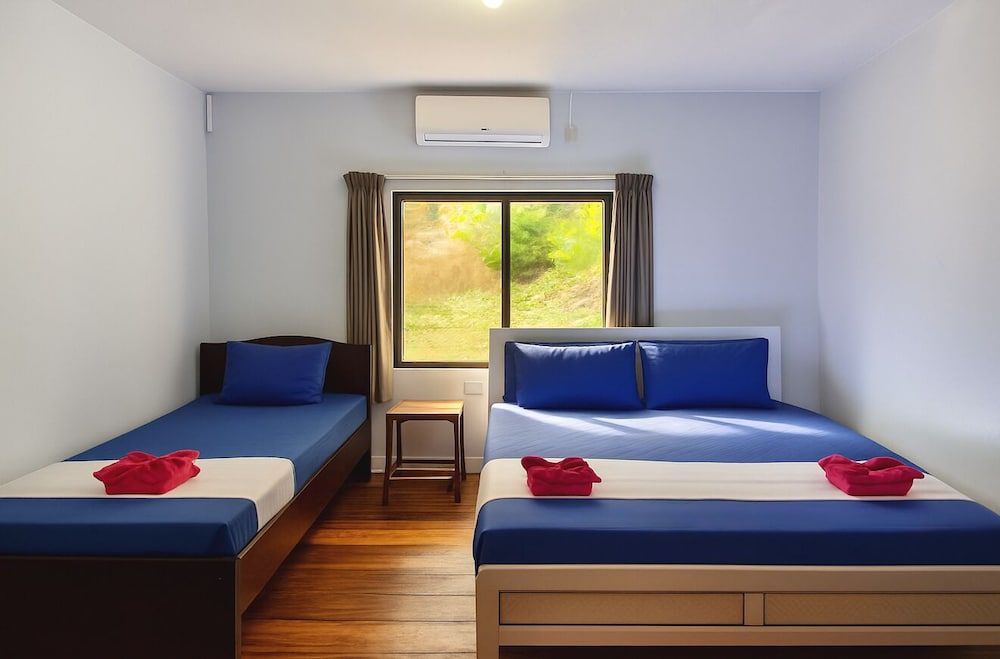 AC Triple Room