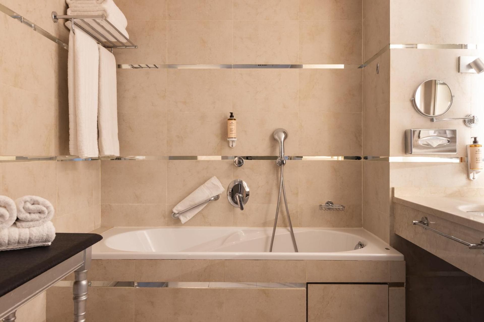 Classic Double or Twin Room