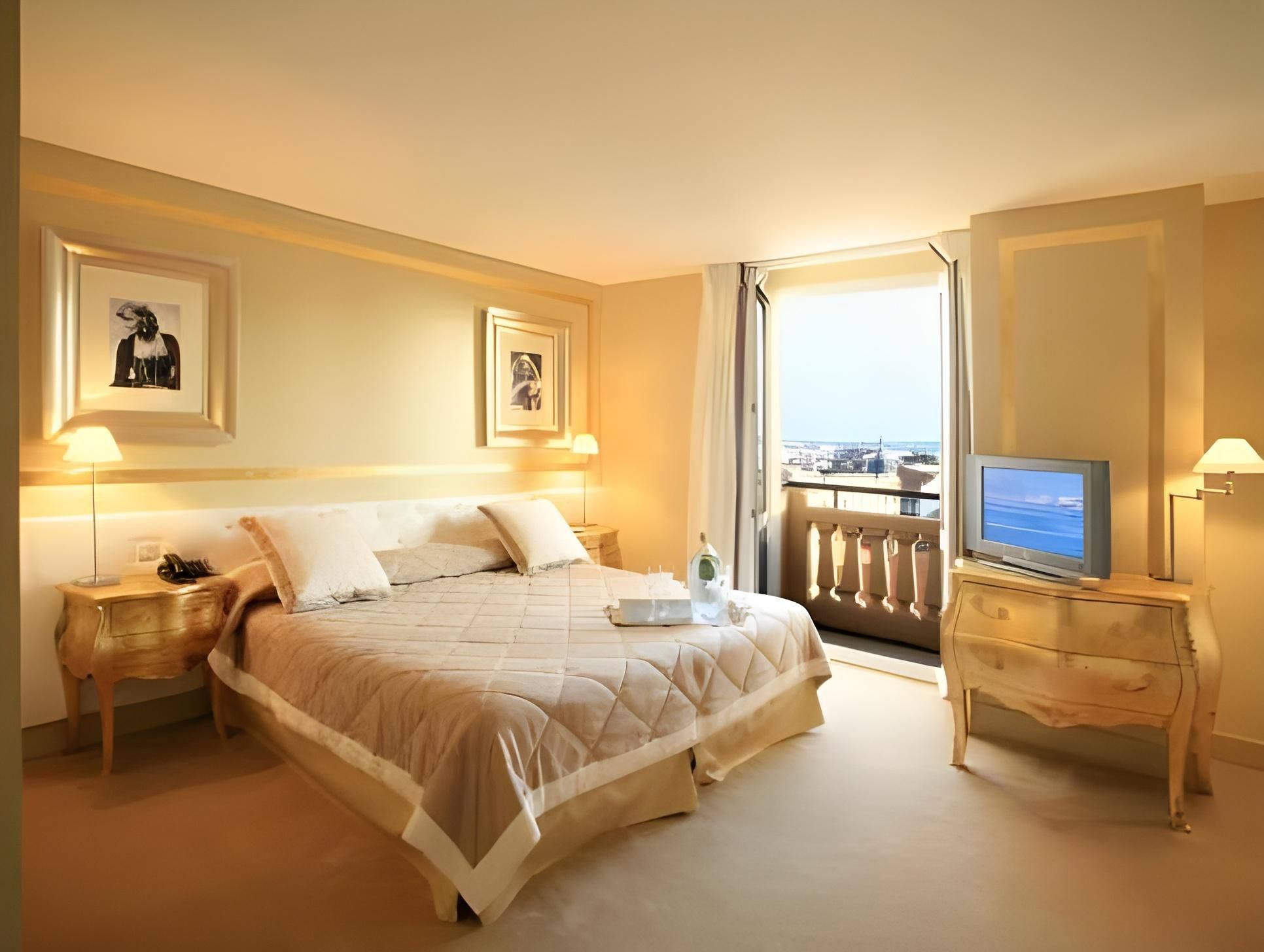 Classic Double or Twin Room