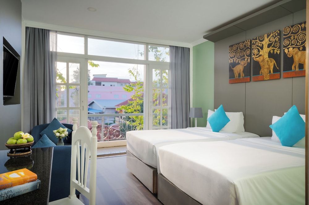 Deluxe Twin Room