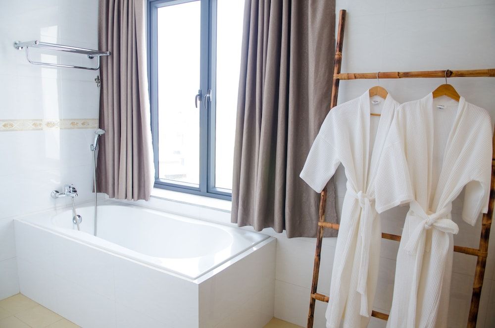 Hotel Five.S Deluxe Double Room, 1 King Bed, City View 8