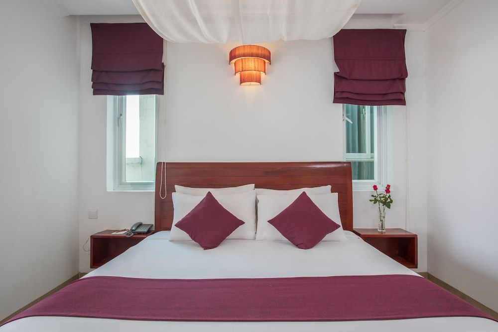 V Hotel Phnom Penh Junior Suite Balcony 3