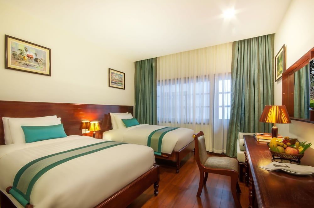 Lotus Blanc Hotel Deluxe Twin Room 3