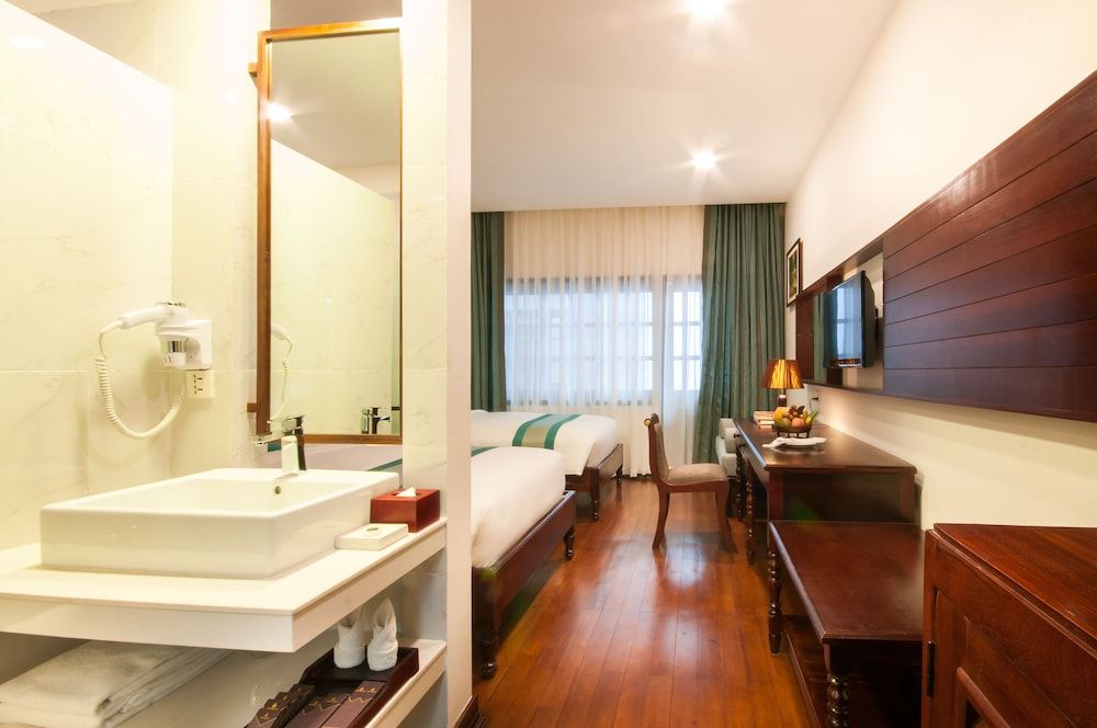 Lotus Blanc Hotel Deluxe Twin Room 5