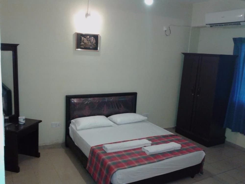 Green Palace Standard Double Room, 1 Bedroom, Accessible, Non Smoking 2