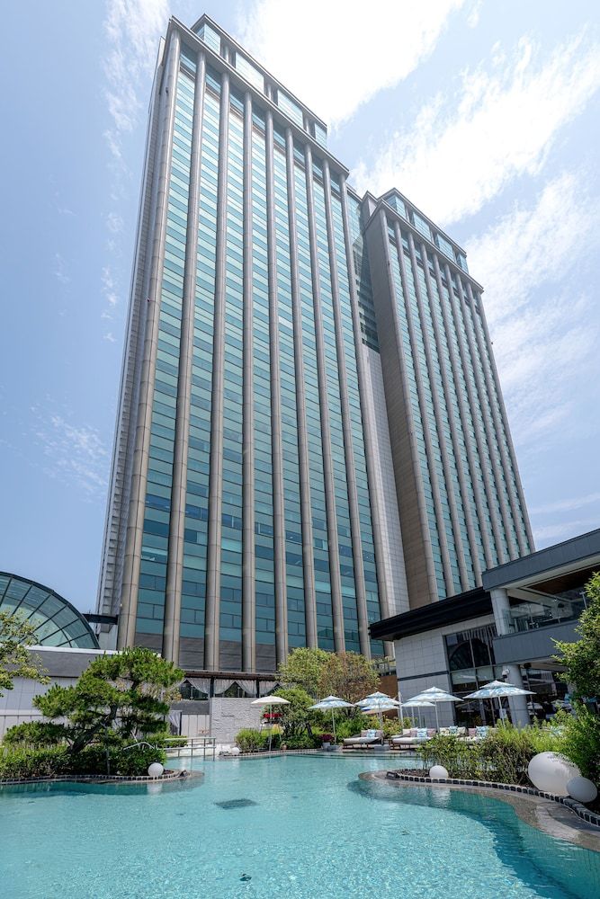 undefined Lotte Hotel Busan 2