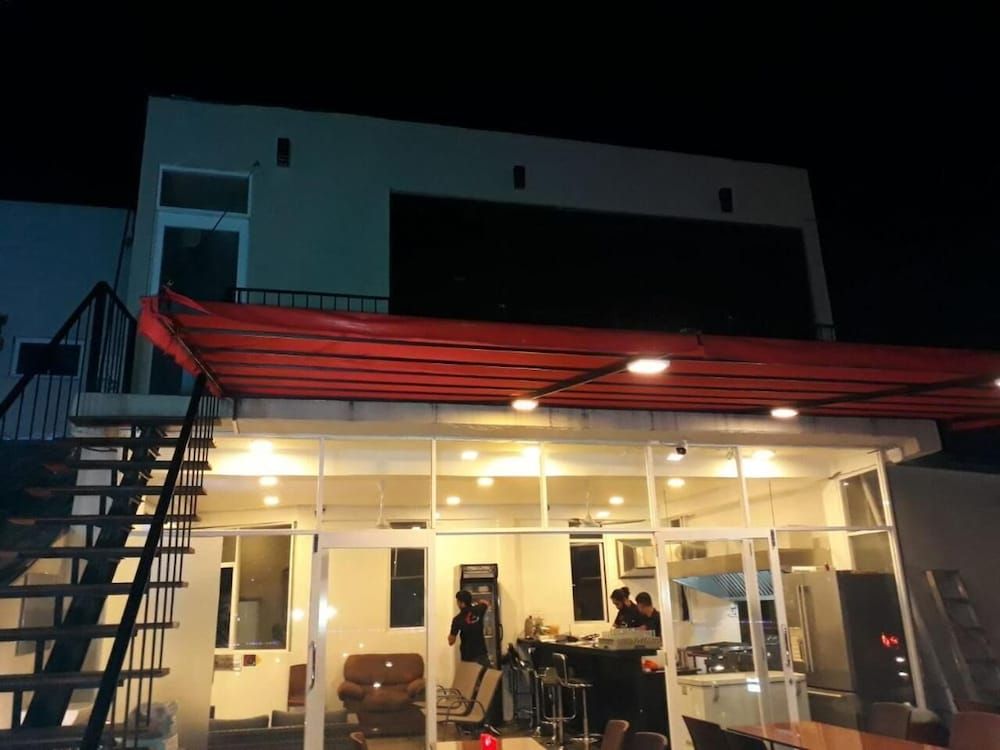 undefined Impala City Hotel and Hostel Kandy 50 3