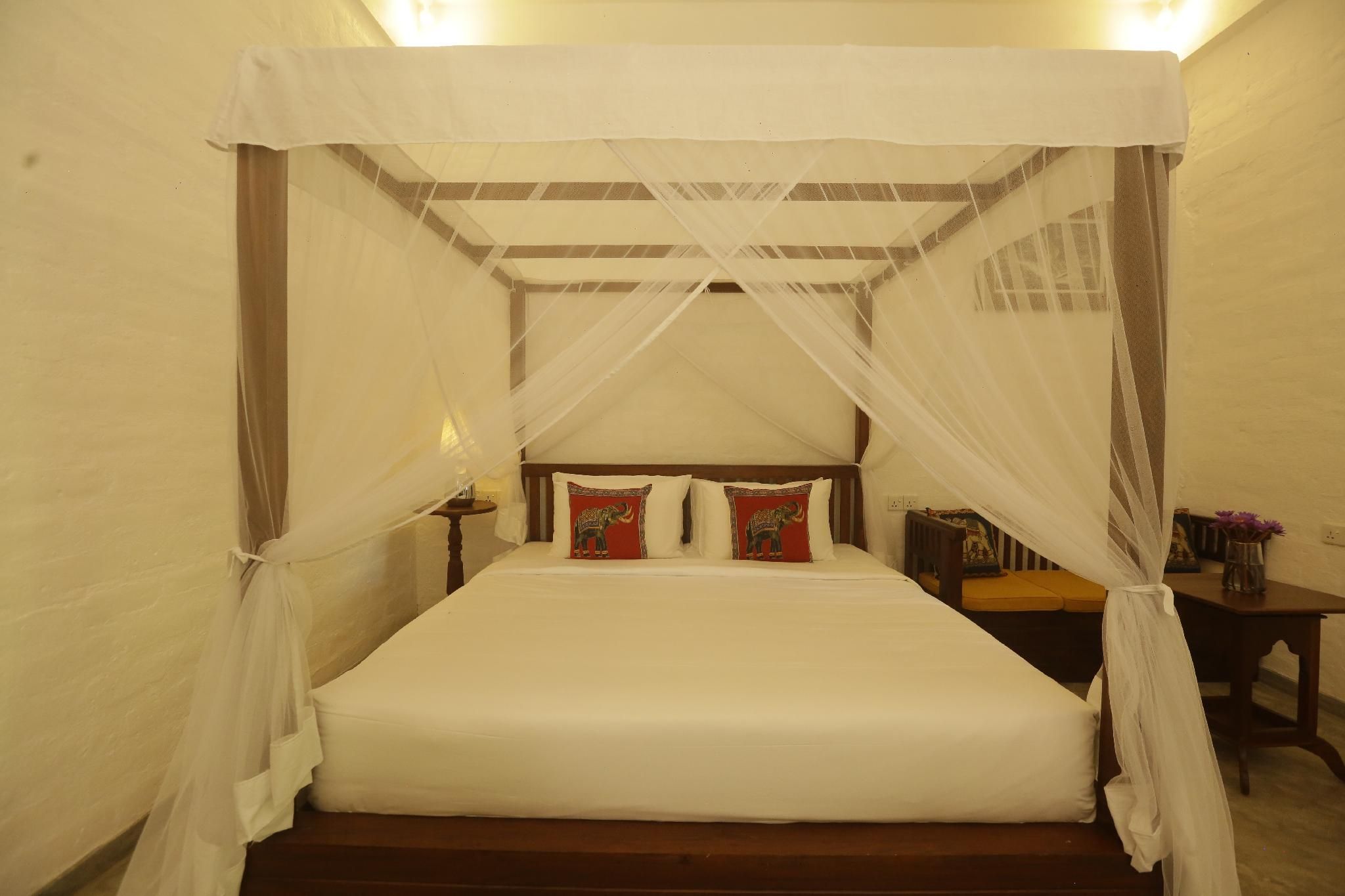 Ceylon Olive Double Room with Patio
