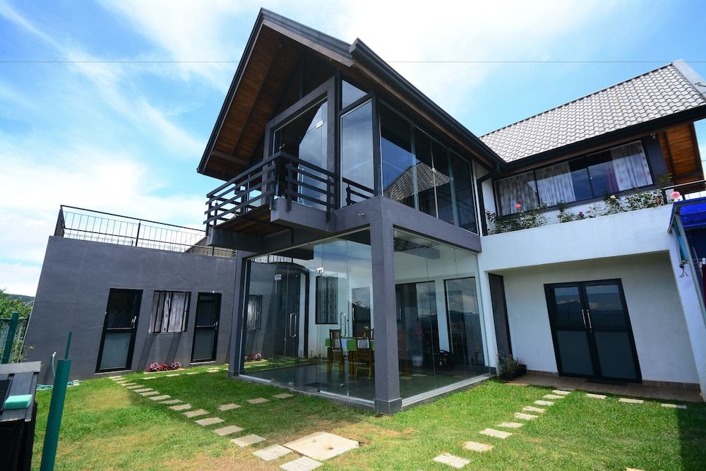 undefined Mount Lake Inn 5