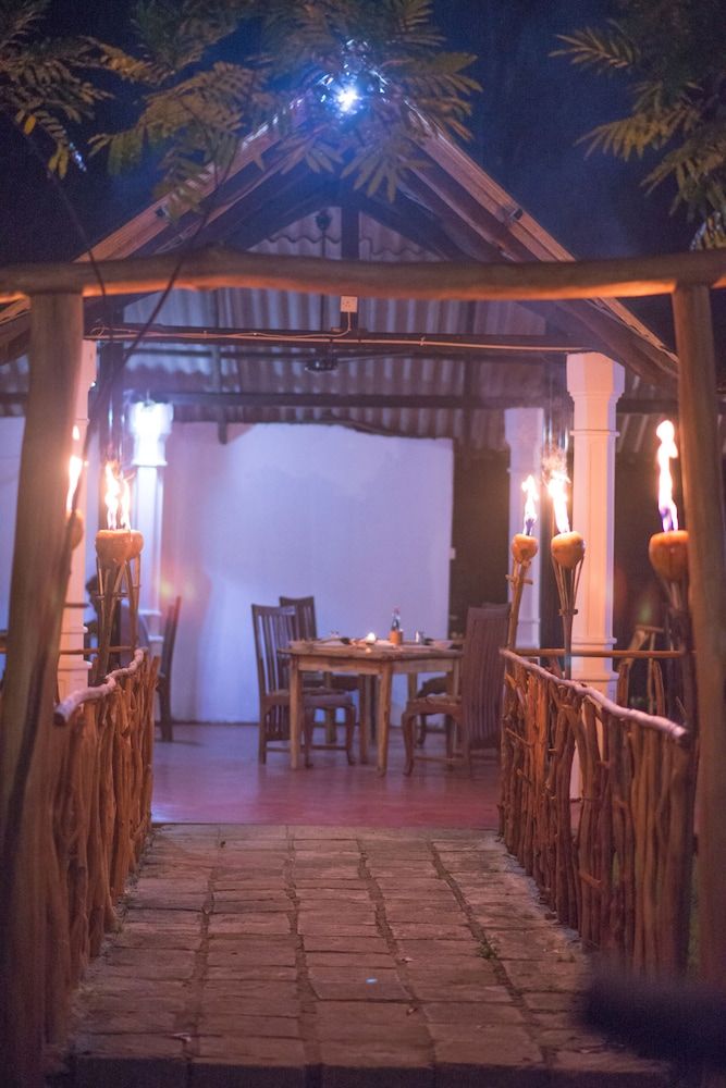 undefined Apsaras Resort Sigiriya 6