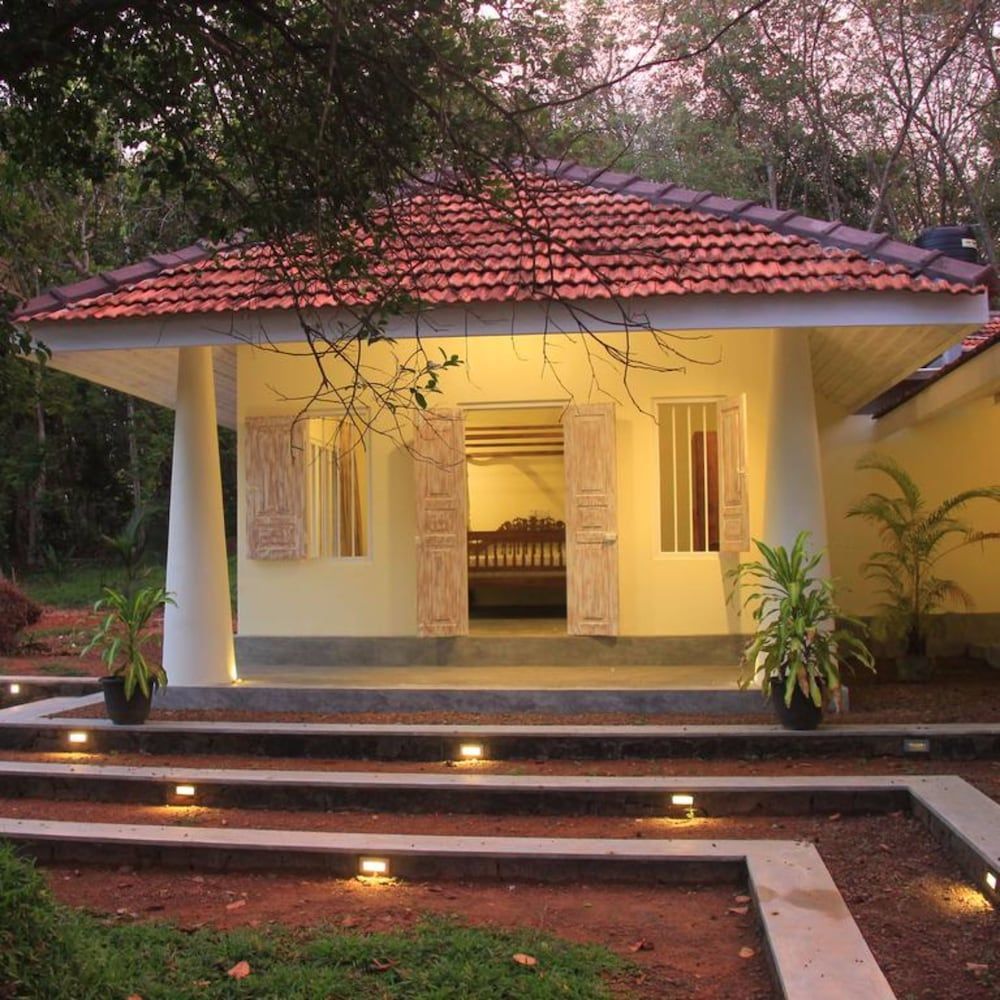 undefined Cinnamon Trails 5