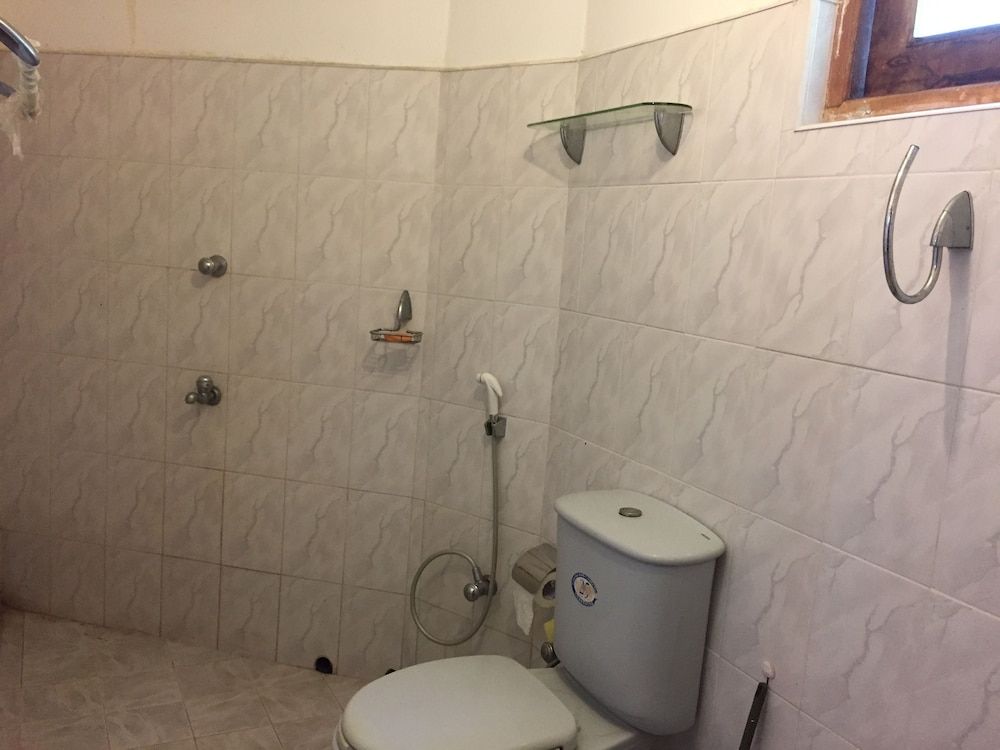 Lake View Home Stay Tangalle Family House, 1 Bedroom, Non Smoking, Kitchen 12