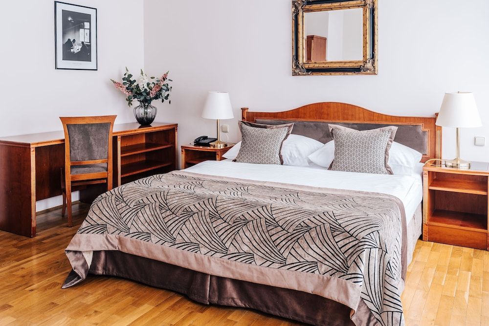 Hotel Belvedere Standard Double or Twin Room 5