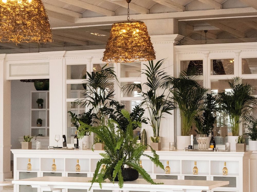 Mykonos Blu, A Grecotel Resort to Live