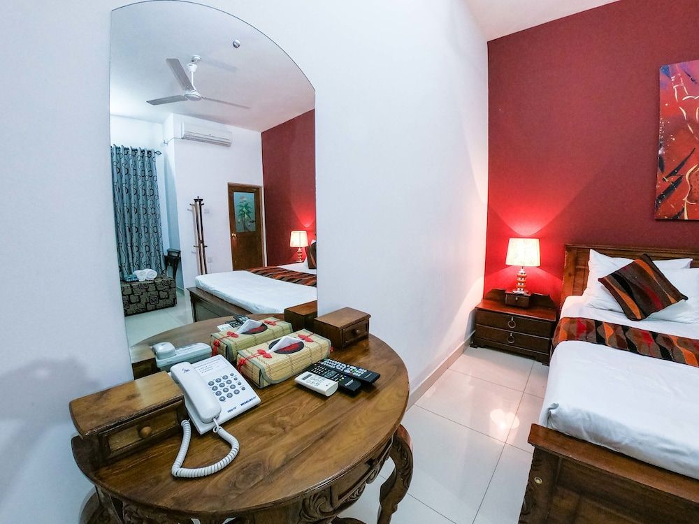 Romance Hills Hotel Deluxe Room 01 17