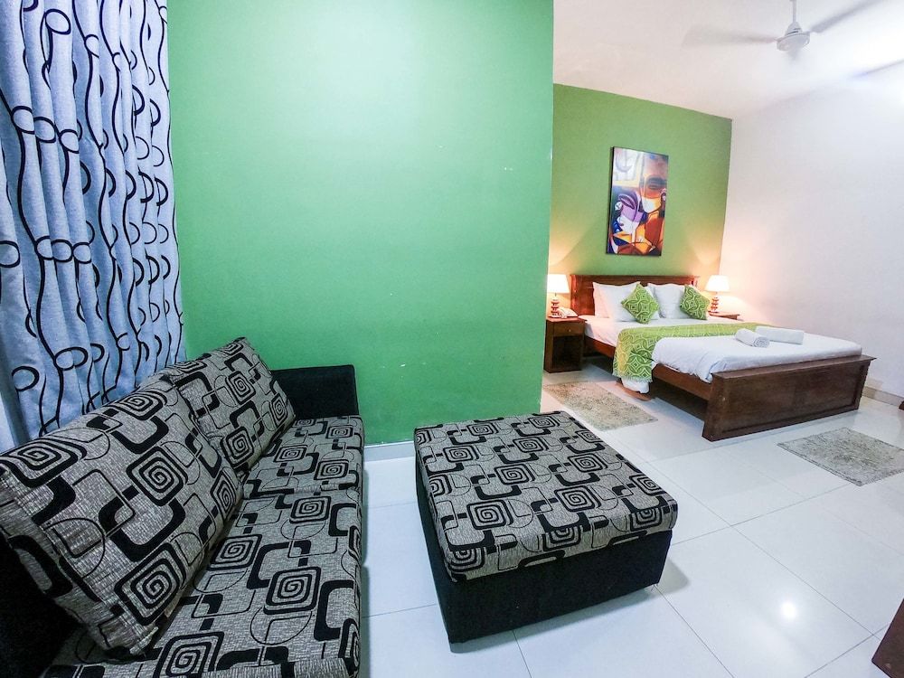 Romance Hills Hotel Romantic Double Room, 1 Queen Bed, Garden View 5