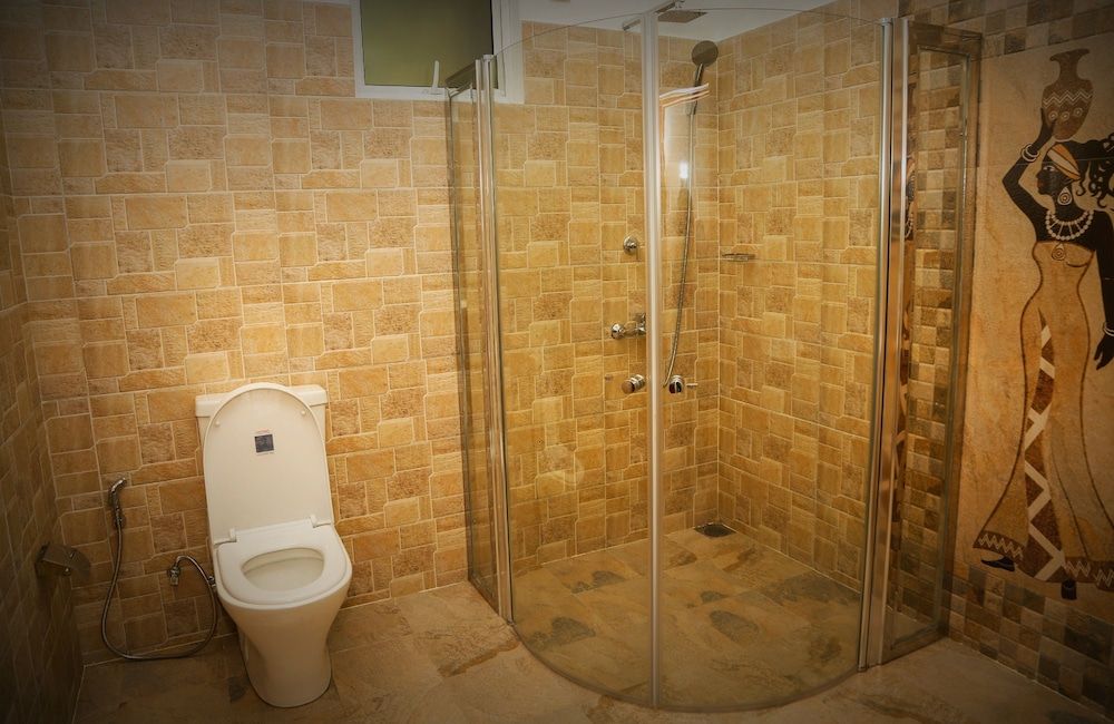 Romance Hills Hotel King Room 14